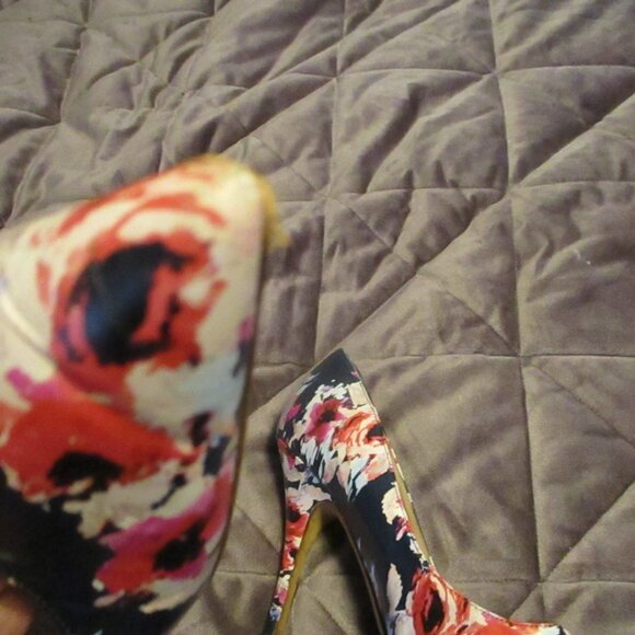 kate spade colorful high heels sz  8.5 M  in real good shape 4" heels - Picture 5 of 5